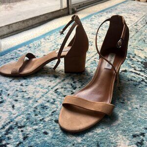 Steve Madden Nude Heels